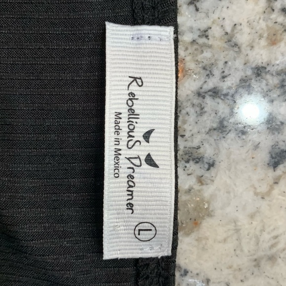 Nwt - Juniors Black top - Picture 4 of 5